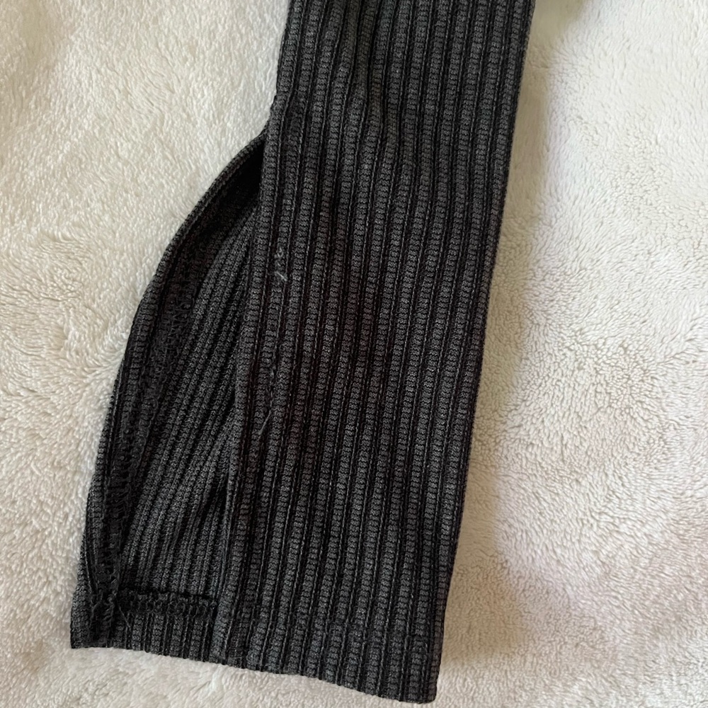 SHEIN long sleeve top - Picture 5 of 5